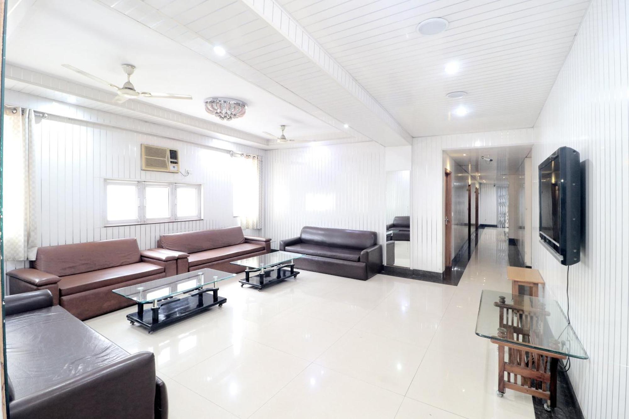 Hotel O Le Bon Ton Ludhiana Zewnętrze zdjęcie